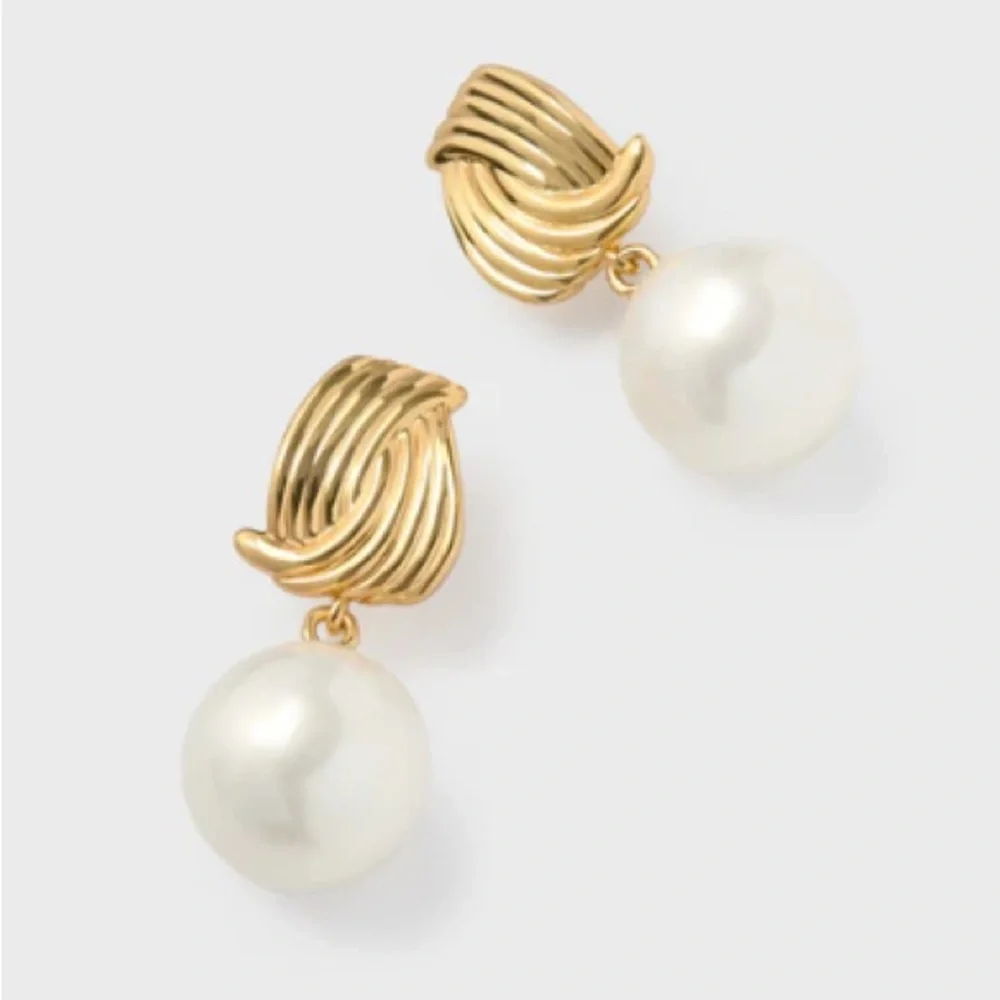 Gold and Pearl Catalina Earrings, New - Picture 2 of 5